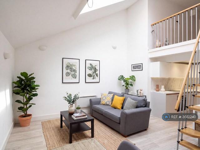 Apartment for rent in City Centre, Georgia
