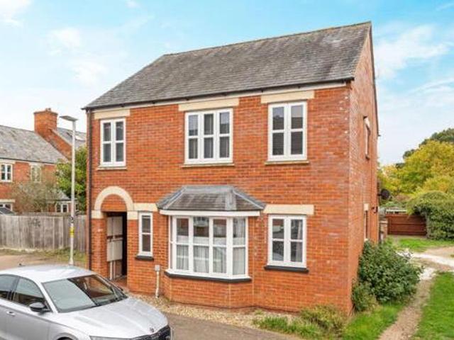 House for sale in Buckinghamshire, England