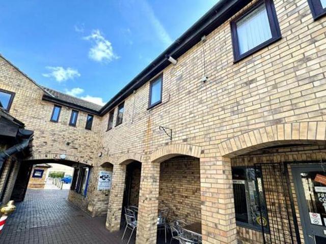 House for sale in Huntingdon