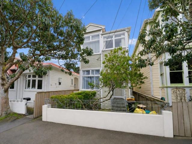 Apartment for rent in Matata, Wellington