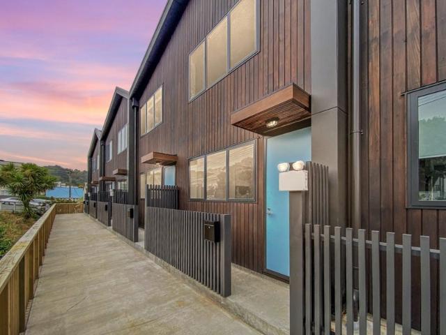 House for rent in Matata, Wellington