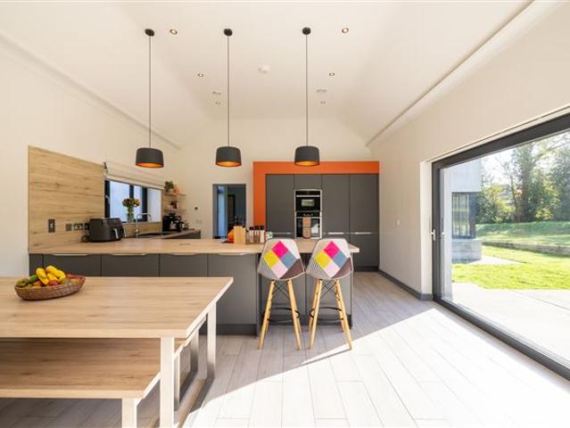 Detached House for sale in Loch Garman, North Tipperary