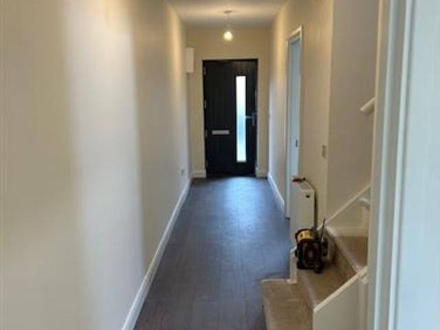Terraced House to rent in Dublin