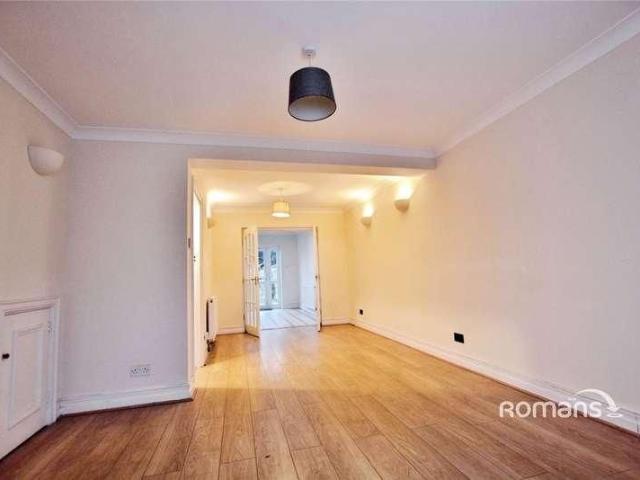 House for rent in Denham