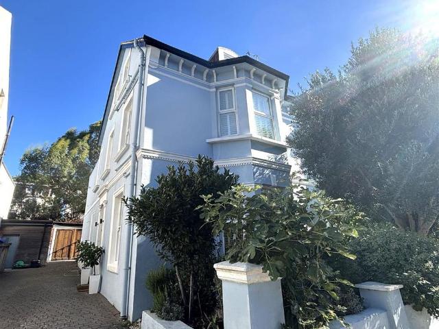 House for rent in Aldrington