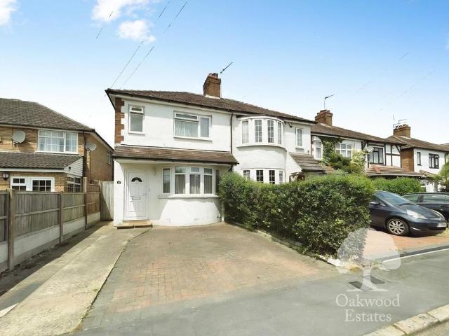 House for rent in New Denham, Denham