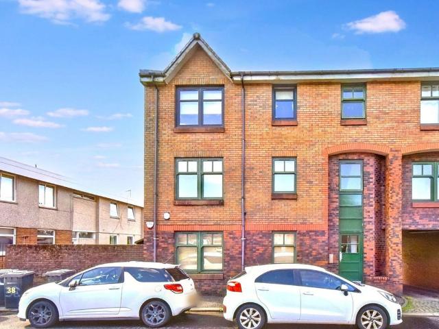 Apartment for rent in Balmalloch, Kilsyth