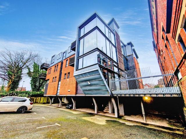 Apartment for rent in Prestwich, Bury