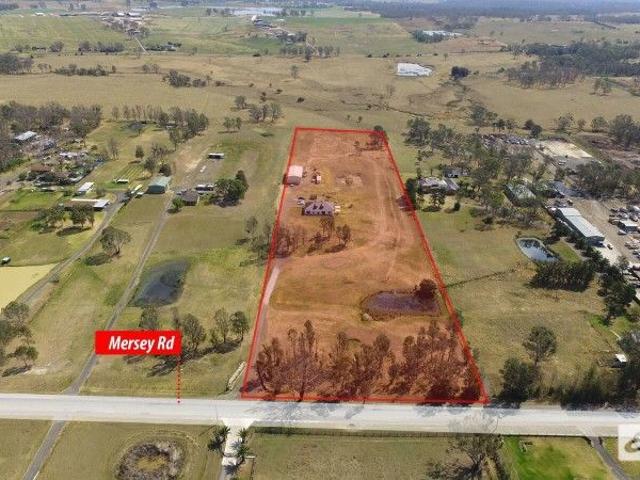 Cottage for sale in Sydney, New South Wales