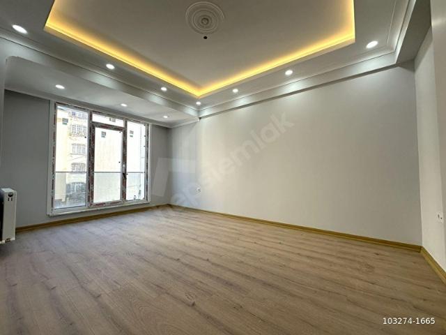 Kartaltepe Mahallesi, Bayrampaşa içerisinde satılık mülk