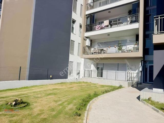 İkiçeşmelik, Kuşadası içerisinde kiralık mülk