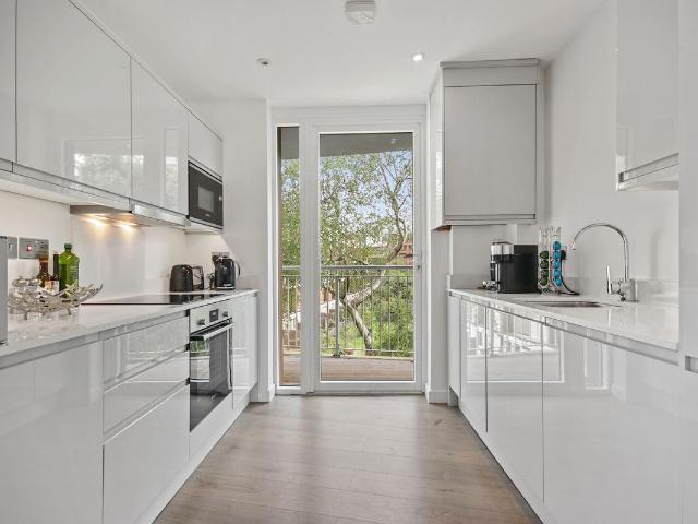 Apartment for rent in The Borough, Greater London