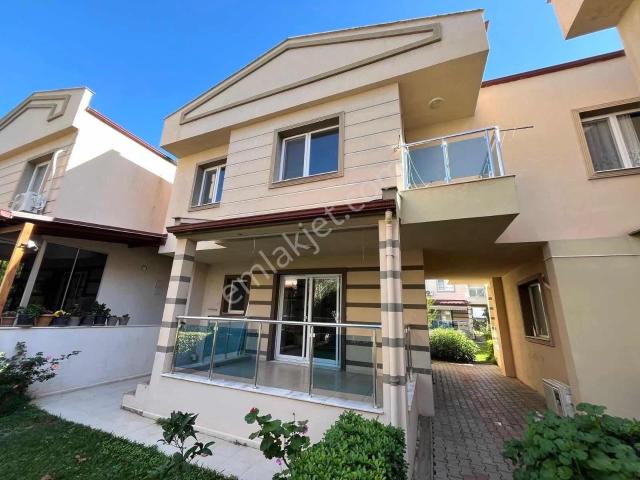 Menderes, İzmir içerisinde satılık Villa