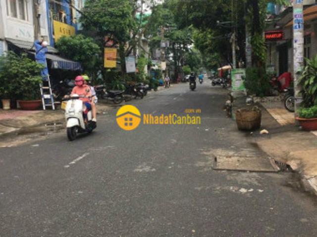 Nhà mặt phố bán