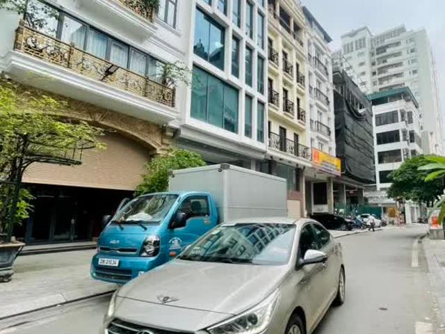 Nhà bán tại Hoàn Kiếm, Hà Nội