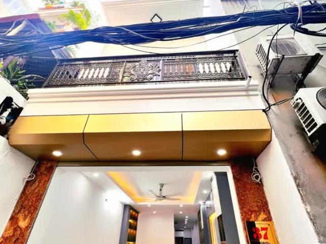 Nhà mặt phố bán tại Hoàn Kiếm, Hà Nội