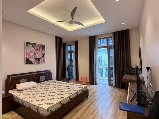 Biệt Thự bán tại Hoàn Kiếm, Hà Nội