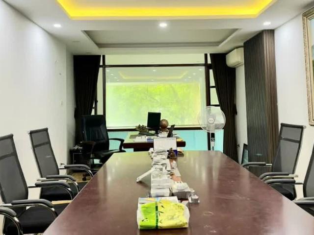 Nhà mặt phố bán tại Hoàn Kiếm, Hà Nội