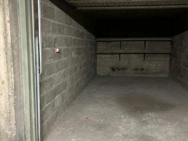 Garage vente à Saint-Julien-en-Genevois, Annemasse