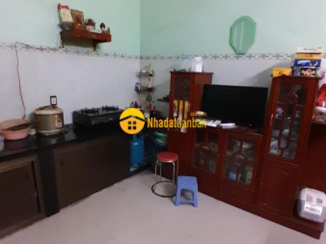 Nhà mặt phố bán