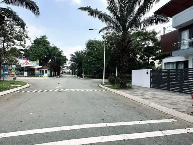 Biệt Thự bán tại Thủ Đức, Hồ Chí Minh