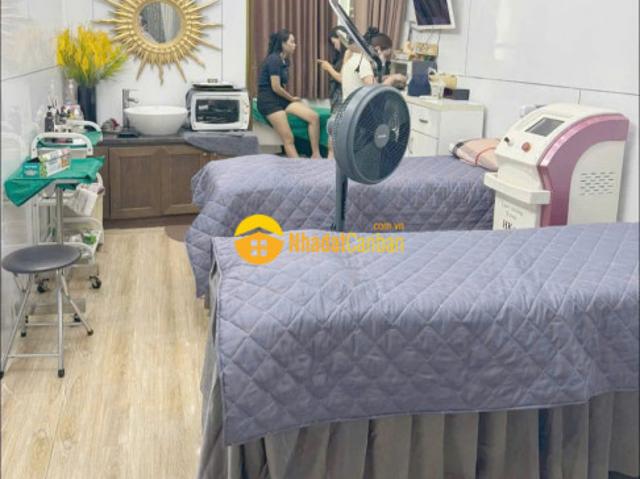 Nhà mặt phố bán