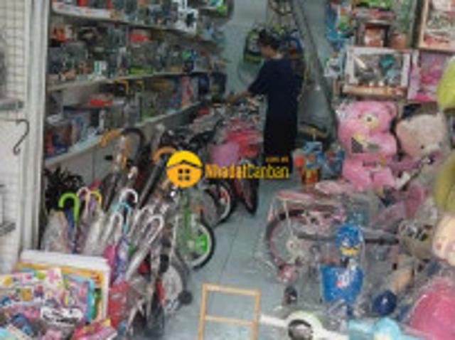 Nhà mặt phố bán