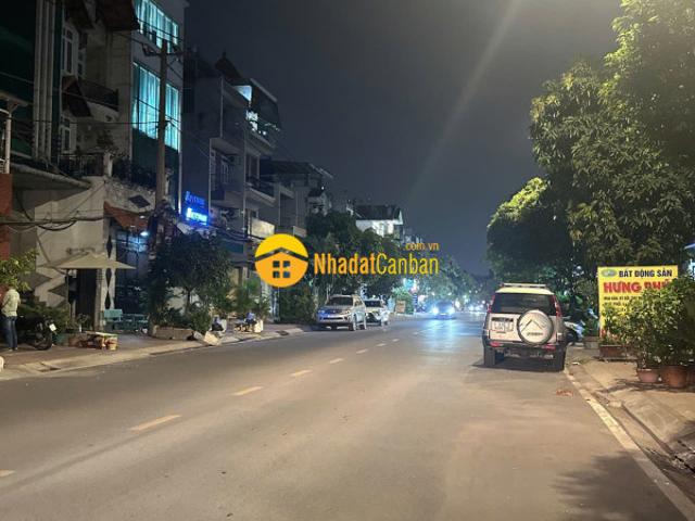 Nhà mặt phố bán
