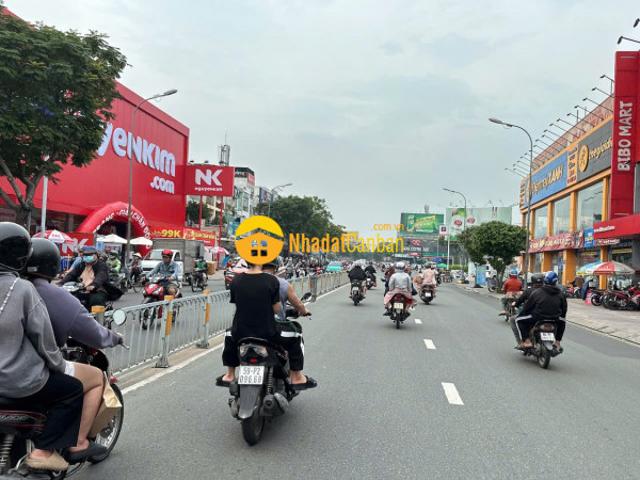 Nhà mặt phố bán