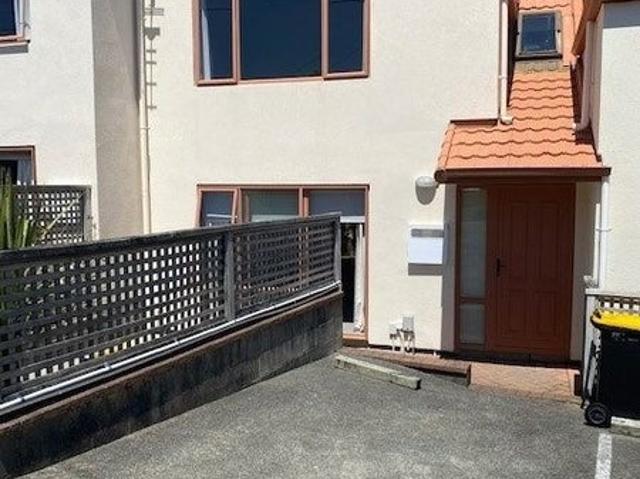 House for rent in Matata, Wellington