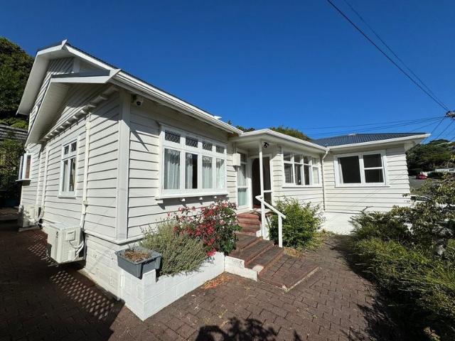 House for rent in Matata, Wellington