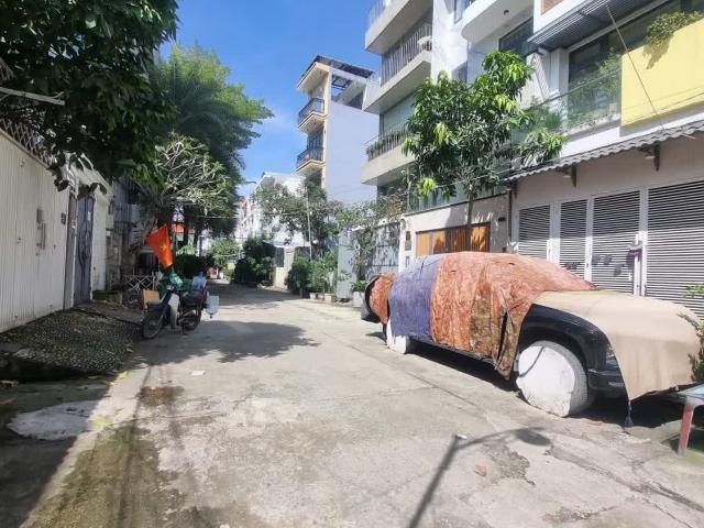 Nhà bán tại Khuôn viên UBND Thành phố Hồ Chí Minh, Thành phố Hồ Chí Minh