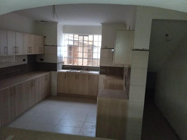 House for sale in Oloolua, Kajiado