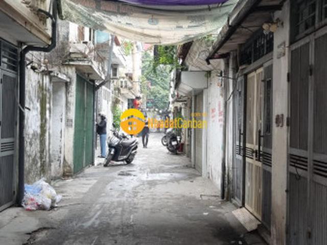Nhà mặt phố bán