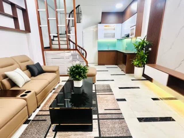 Nhà bán tại Hoàn Kiếm, Hà Nội