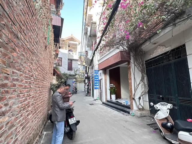 Nhà bán tại Hoàn Kiếm, Hà Nội