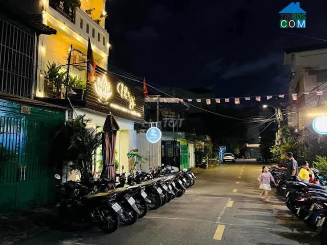 Nhà cho thuê tại Khuôn viên UBND Thành phố Hồ Chí Minh, Thành phố Hồ Chí Minh