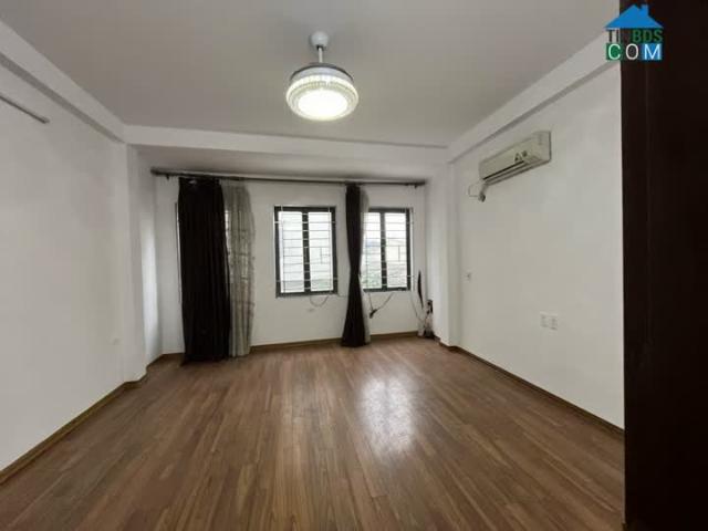 Nhà mặt phố cho thuê tại Hoàn Kiếm, Hà Nội