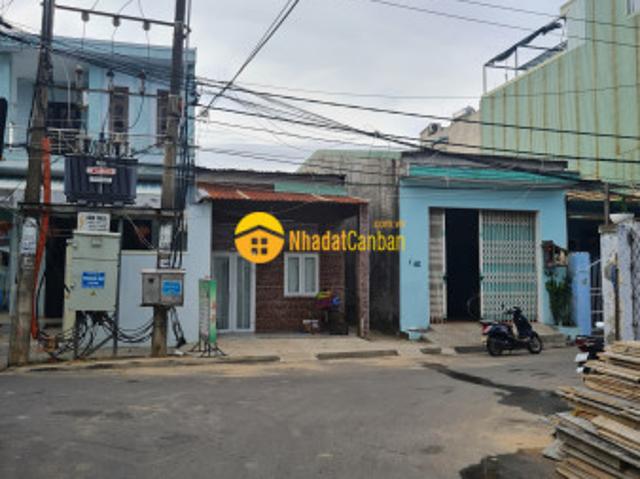 Nhà mặt phố bán
