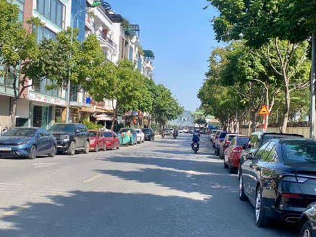 Nhà bán tại Hoàn Kiếm, Hà Nội