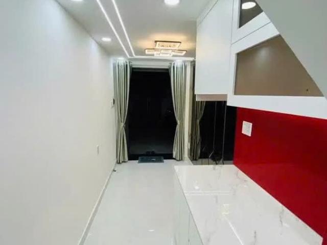 Nhà bán tại Khuôn viên UBND Thành phố Hồ Chí Minh, Thành phố Hồ Chí Minh