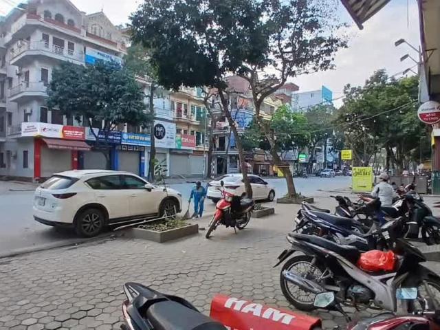 Nhà mặt phố bán tại Hoàn Kiếm, Hà Nội