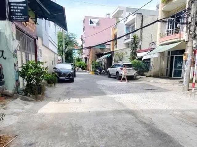 Nhà bán tại Khuôn viên UBND Thành phố Hồ Chí Minh, Thành phố Hồ Chí Minh