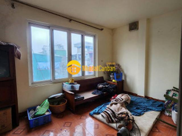 Nhà mặt phố bán