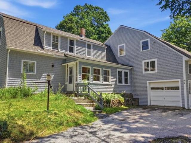 House for sale in Fitzwilliam, Cheshire County