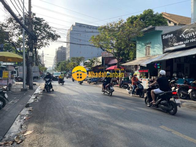 Nhà mặt phố bán