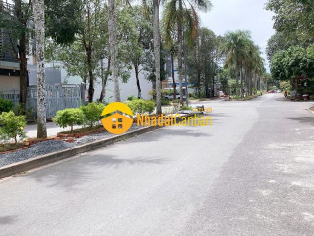 Nhà mặt phố bán