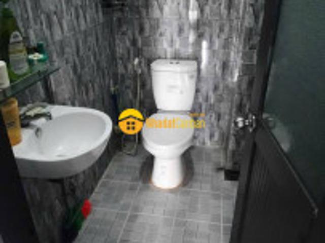 Nhà mặt phố bán