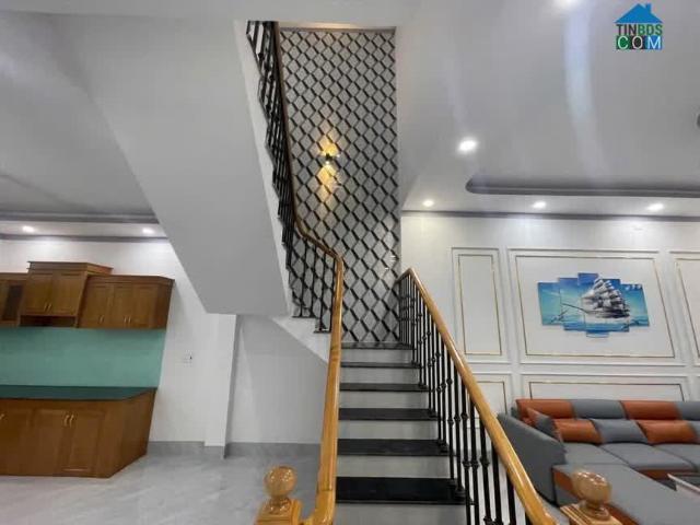 Nhà mặt phố bán