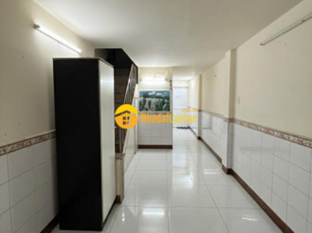 Nhà mặt phố bán